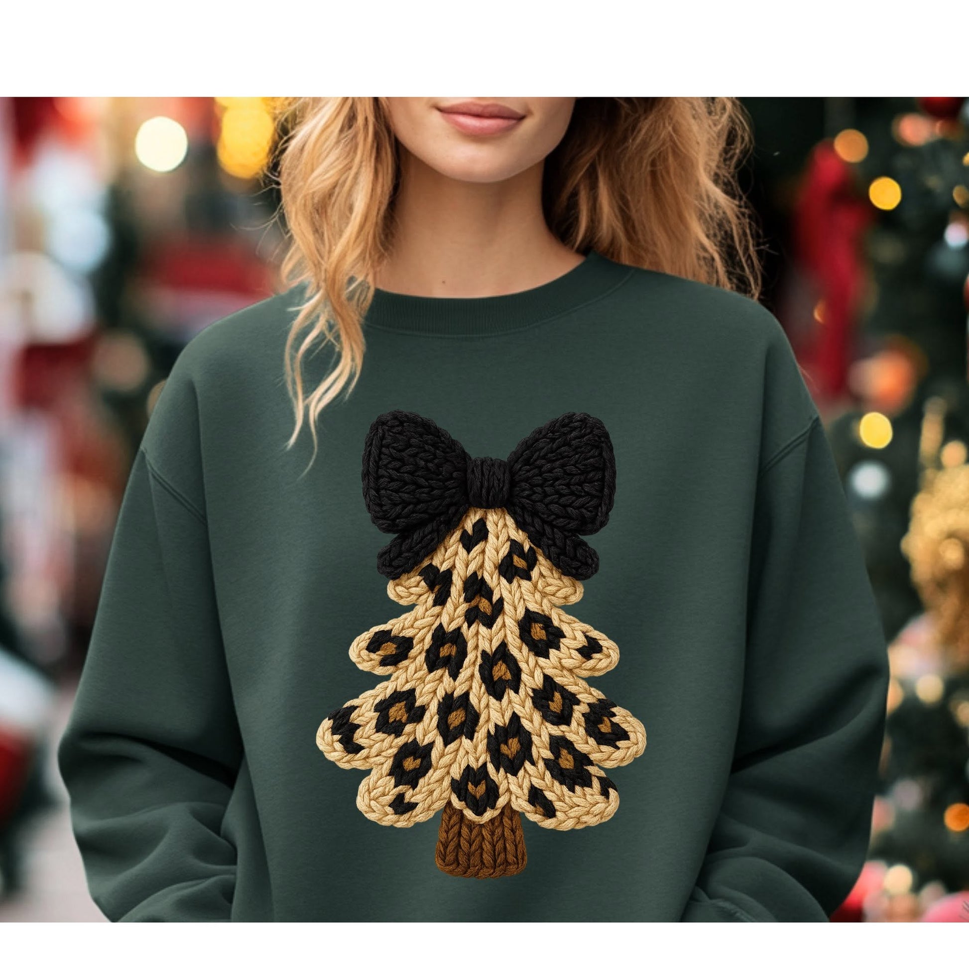 Leopard knit-look Christmas tree with black bow