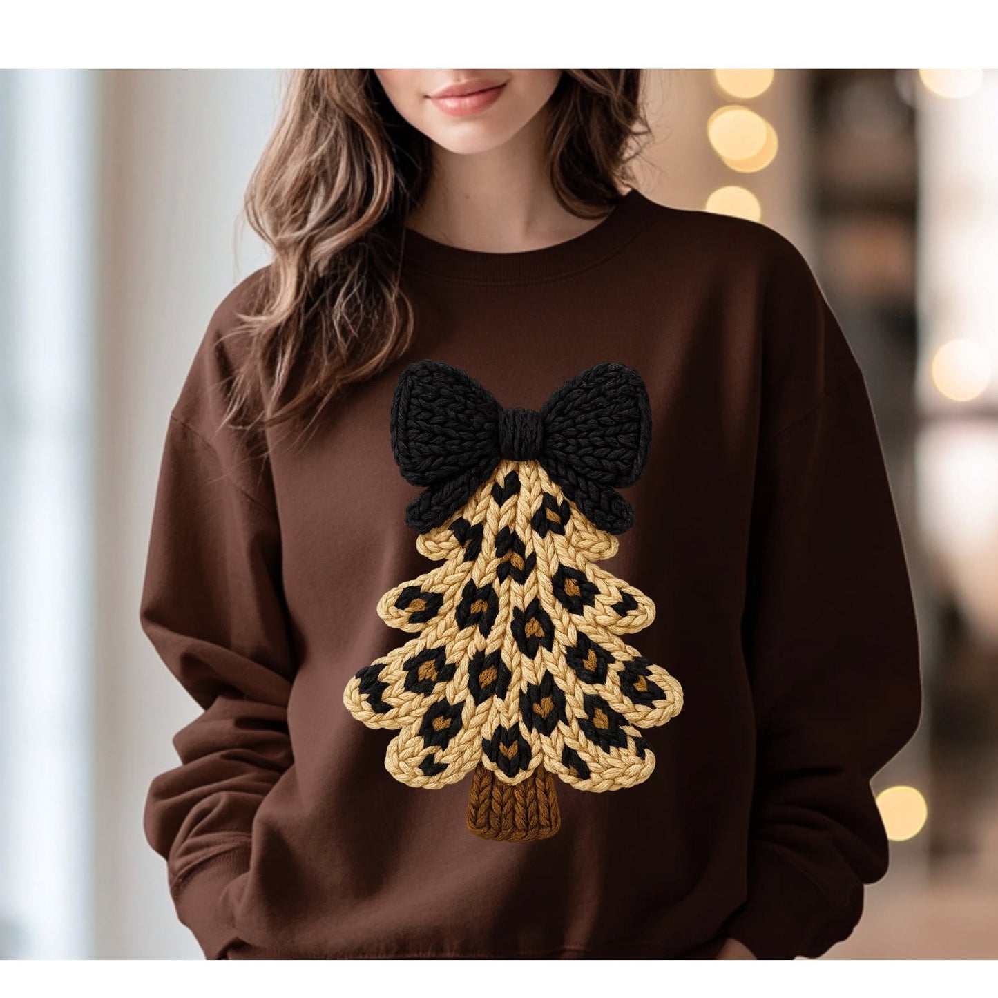 Leopard knit-look Christmas tree with black bow