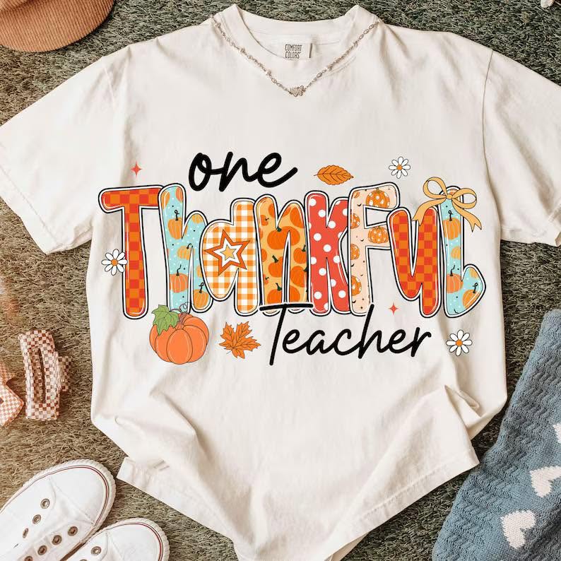 One Thankful Teacher patterned fall lettering